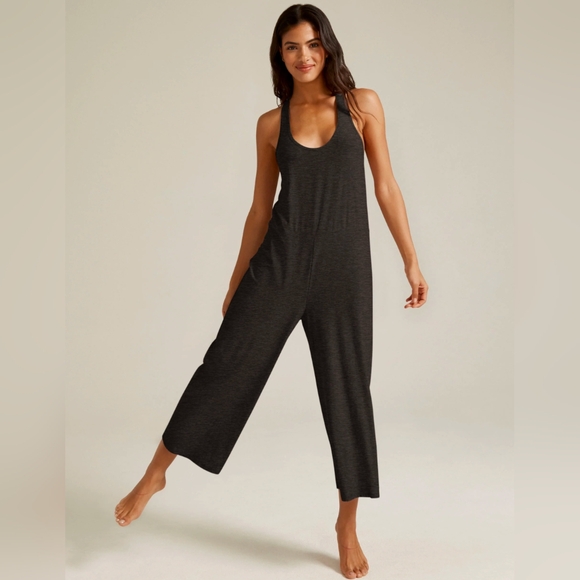 Beyond Yoga Featherweight Hang Loose Jumpsuit Size L Darkest Night Black - Picture 2 of 10